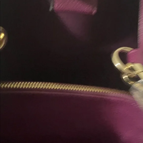 Chic Plum Shoulder Bag - Picture 3 of 8